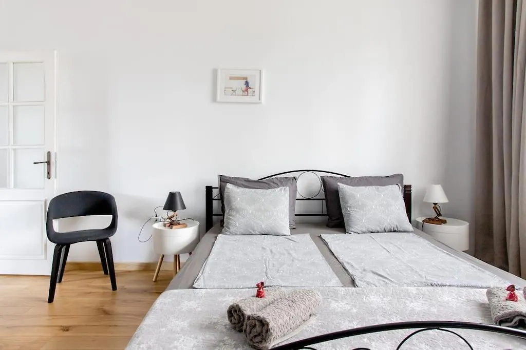 Eclectic And Boutique Designers Apartment With Parking Sofia